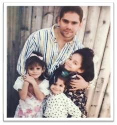 Ricardo Batista with his daughters